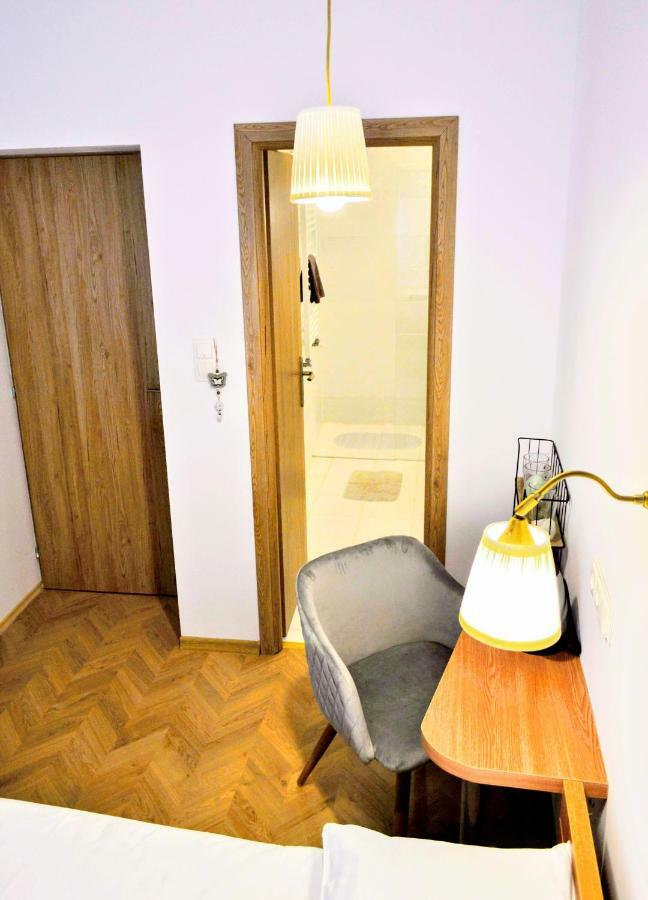 Apartament Turnul Pielarilor Studios シビウ エクステリア 写真