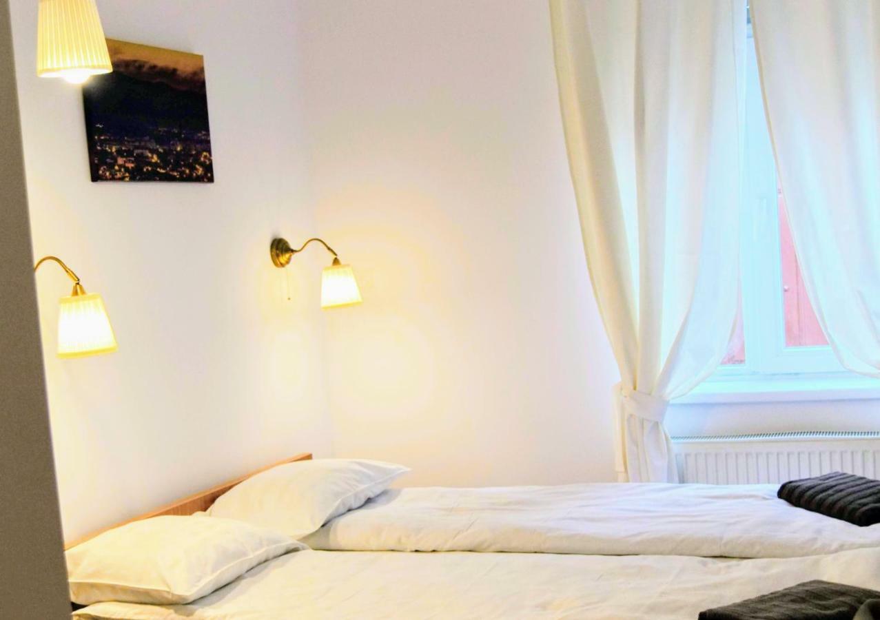 Apartament Turnul Pielarilor Studios シビウ エクステリア 写真
